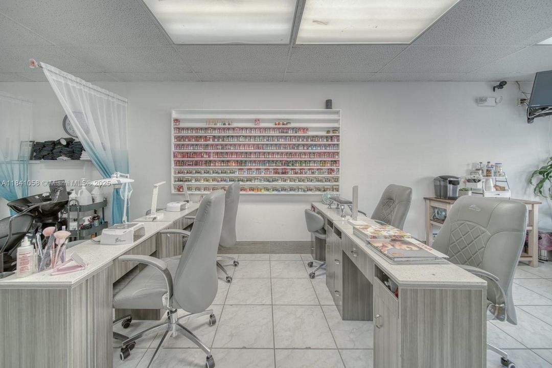 最近售出: $75,000 (0 贝兹, 0 浴室, 0 平方英尺)