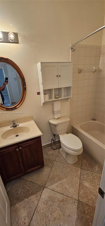 En Venta: $436,000 (3 camas, 2 baños, 1421 Pies cuadrados)