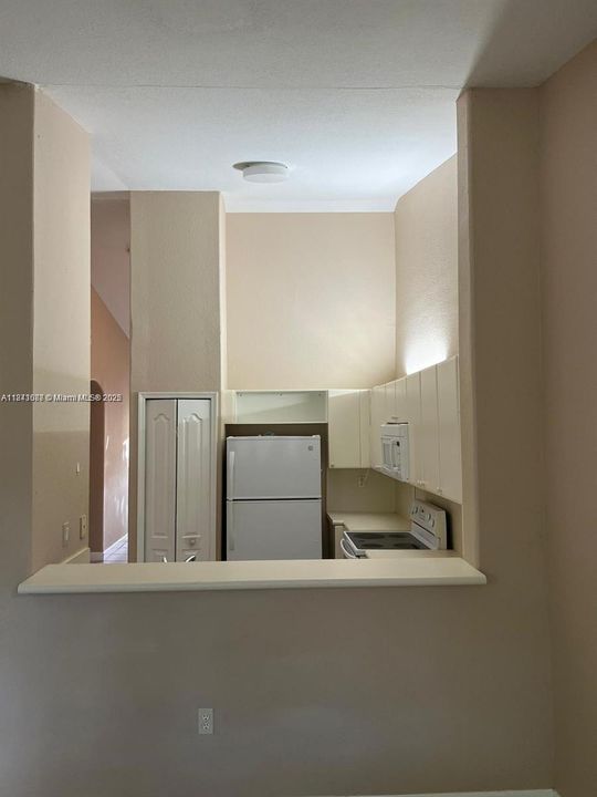 For Sale: $220,000 (3 beds, 2 baths, 1182 Square Feet)
