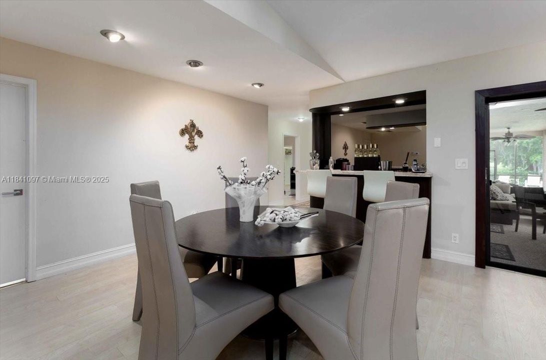 Recently Sold: $1,150,000 (4 beds, 3 baths, 3073 Square Feet)