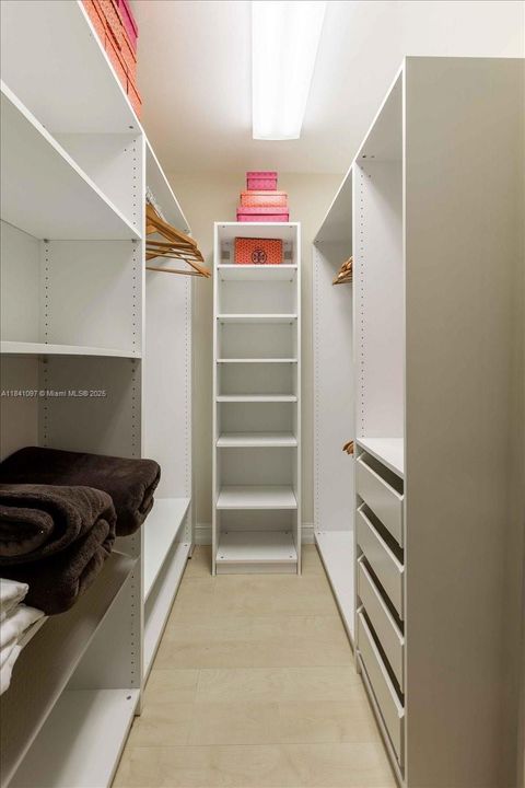 Recently Sold: $1,150,000 (4 beds, 3 baths, 3073 Square Feet)