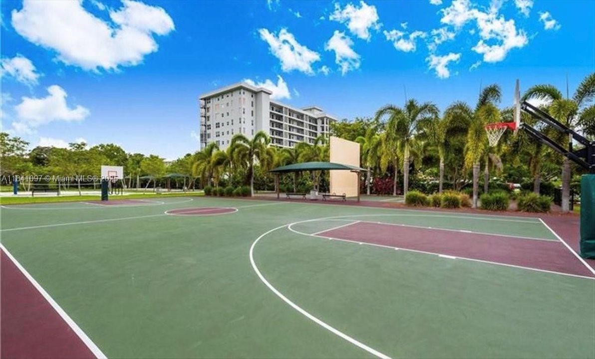 Recently Sold: $1,150,000 (4 beds, 3 baths, 3073 Square Feet)