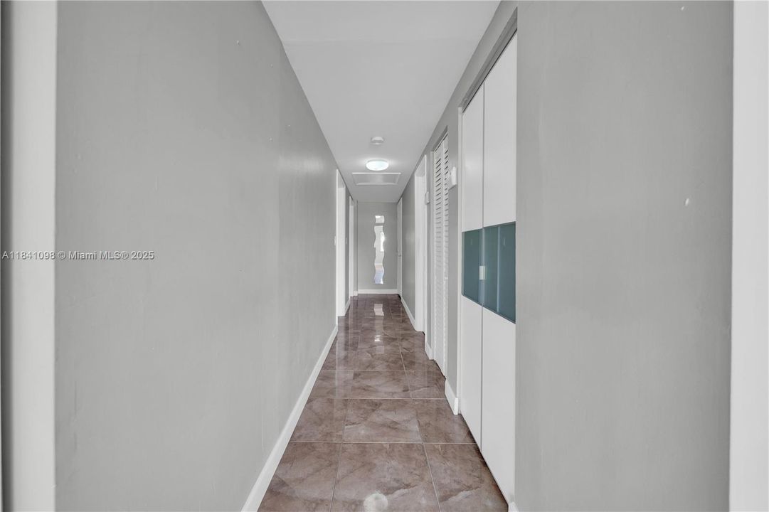 Vendido Recientemente: $799,000 (5 camas, 4 baños, 1891 Pies cuadrados)