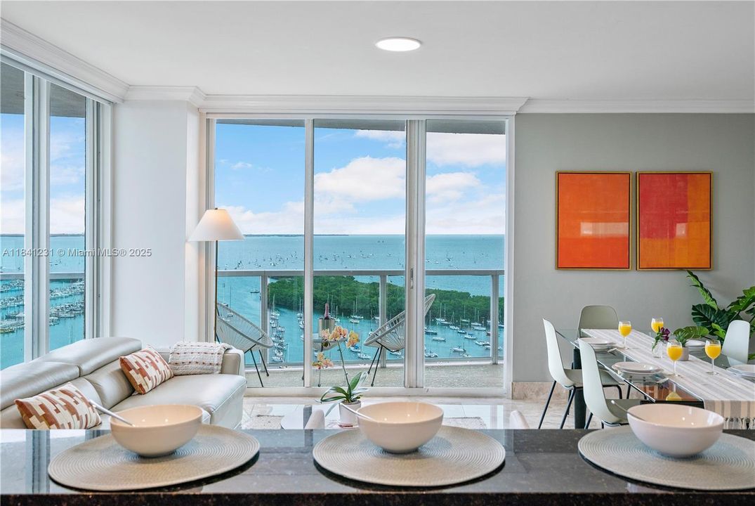 Recently Sold: $1,299,000 (2 beds, 2 baths, 1098 Square Feet)