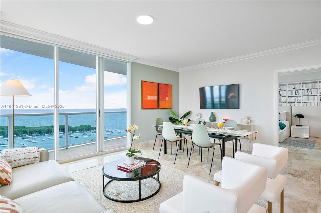 Recently Sold: $1,299,000 (2 beds, 2 baths, 1098 Square Feet)