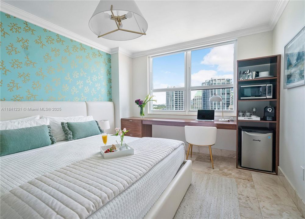 Recently Sold: $1,299,000 (2 beds, 2 baths, 1098 Square Feet)