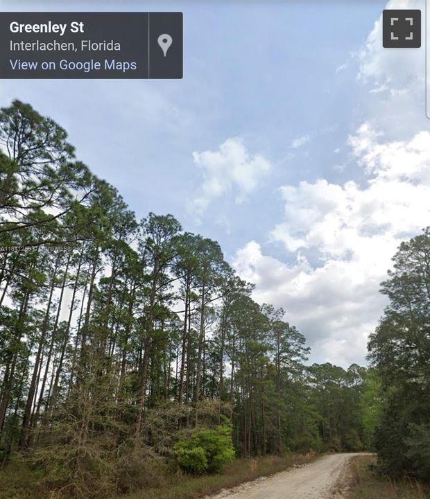 En Venta: $10,500 (0.30 acres)