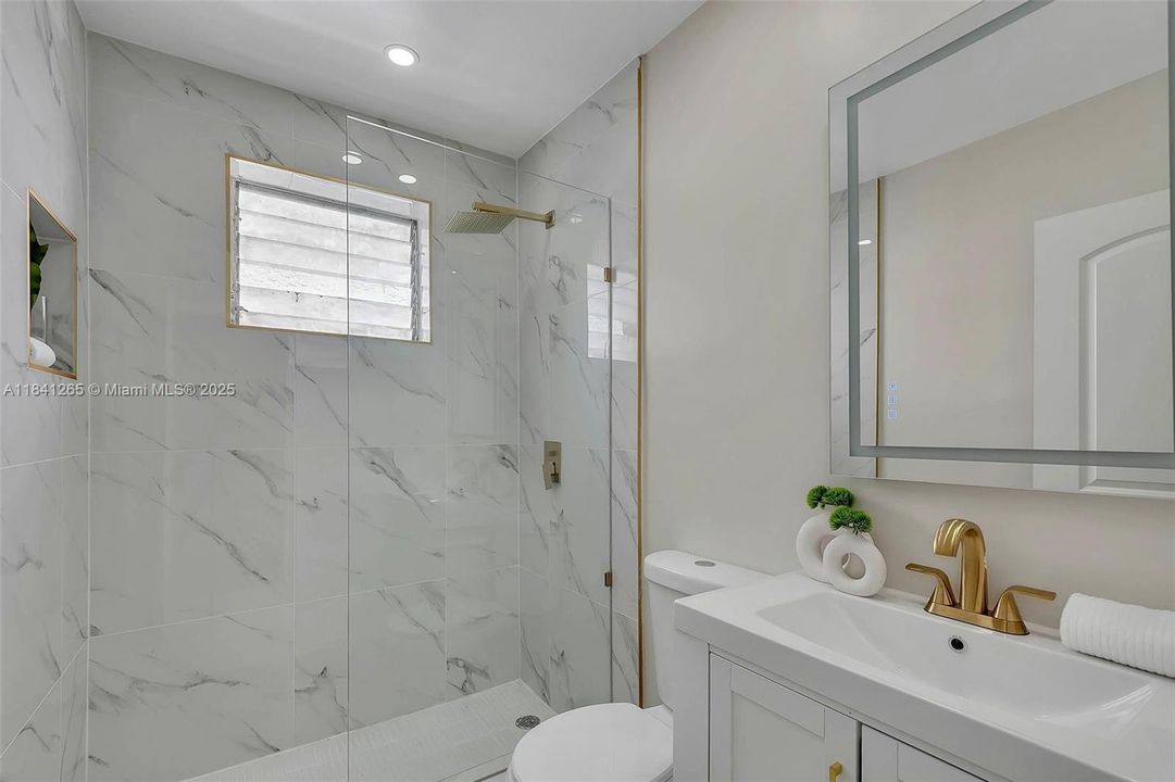 Recientemente alquilado: $2,600 (1 camas, 1 baños, 736 Pies cuadrados)