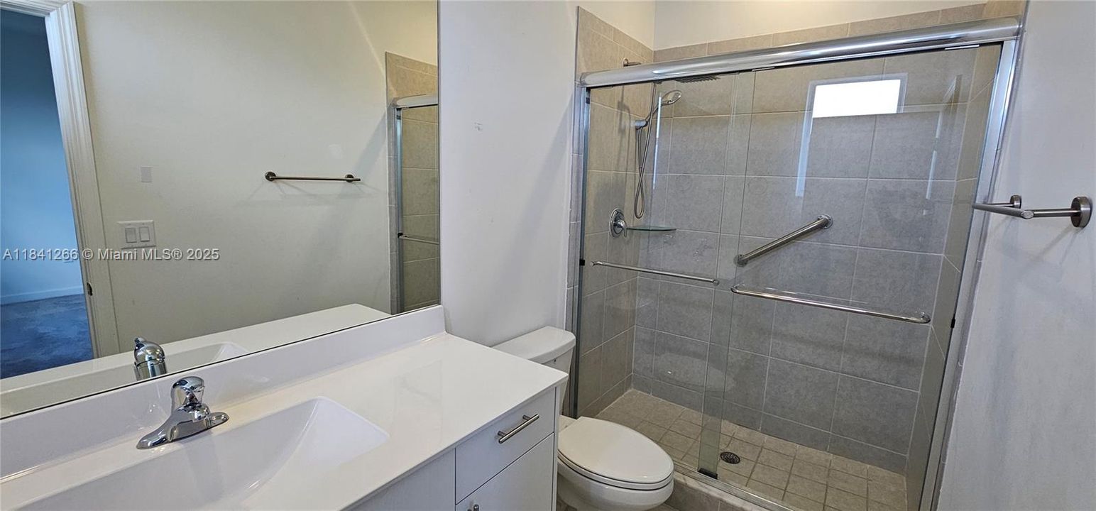 На продажу: $345,000 (3 спален, 2 ванн, 1612 Квадратных фут)