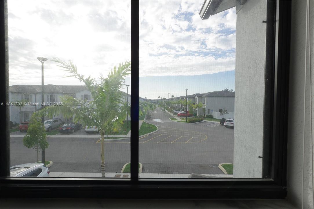 待售: $540,000 (3 贝兹, 2 浴室, 1419 平方英尺)