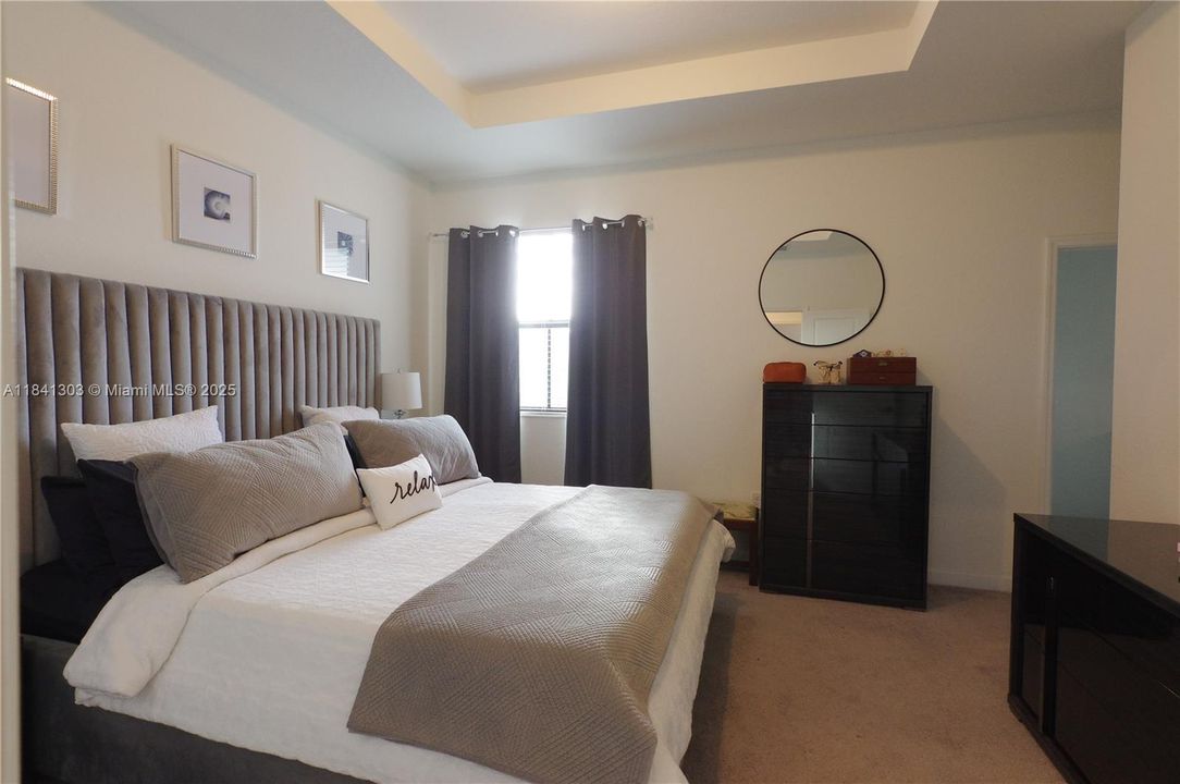 待售: $540,000 (3 贝兹, 2 浴室, 1419 平方英尺)