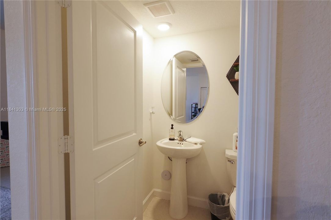 待售: $540,000 (3 贝兹, 2 浴室, 1419 平方英尺)