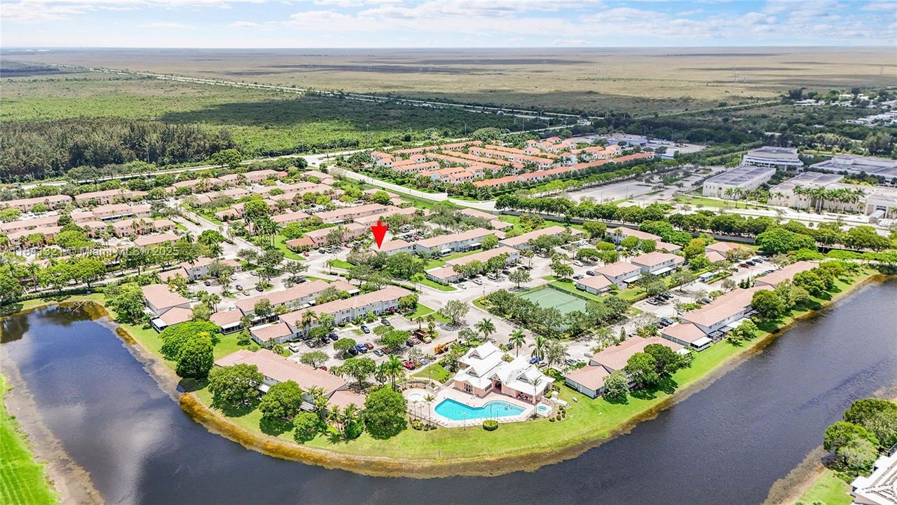 En Venta: $448,000 (3 camas, 2 baños, 1361 Pies cuadrados)