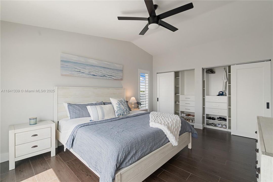 待售: $2,340,000 (4 贝兹, 3 浴室, 2025 平方英尺)