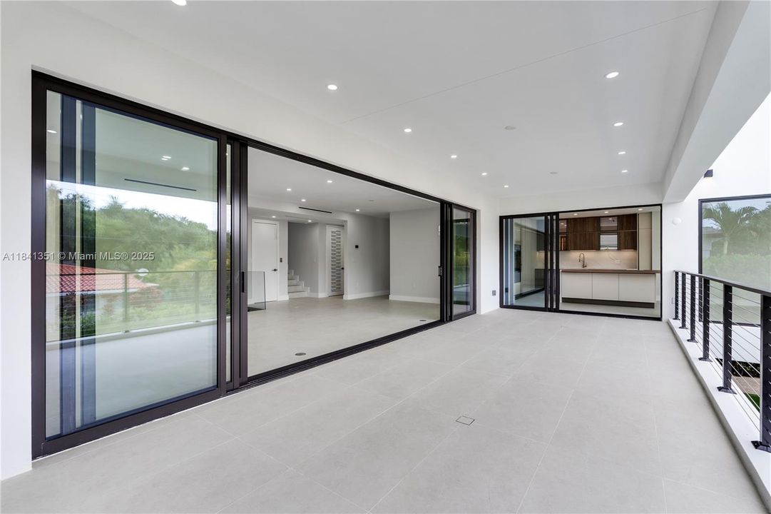 待售: $6,655,000 (6 贝兹, 5 浴室, 3520 平方英尺)