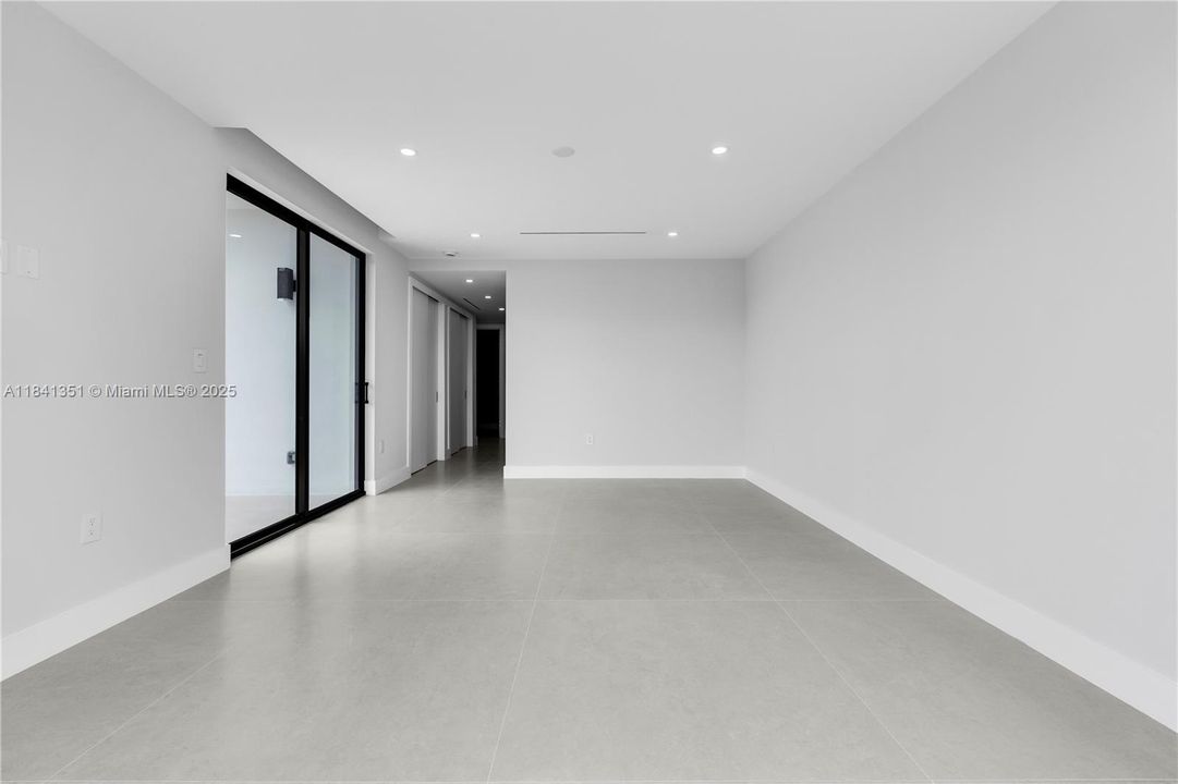 待售: $6,655,000 (6 贝兹, 5 浴室, 3520 平方英尺)