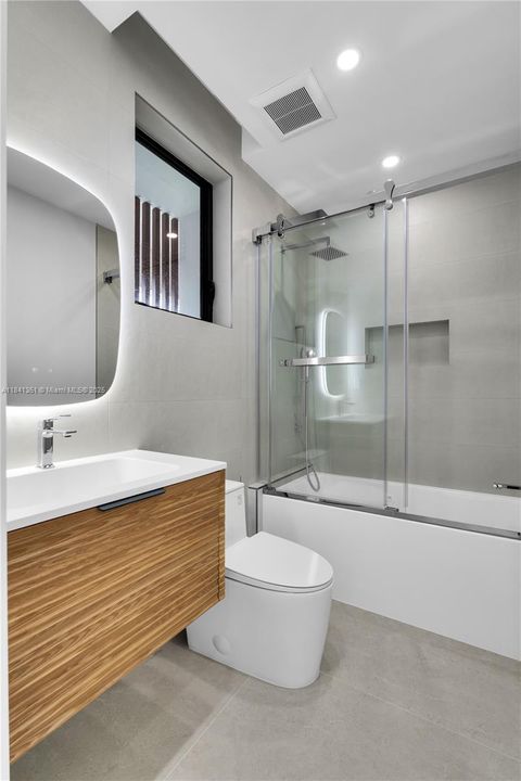 待售: $6,655,000 (6 贝兹, 5 浴室, 3520 平方英尺)