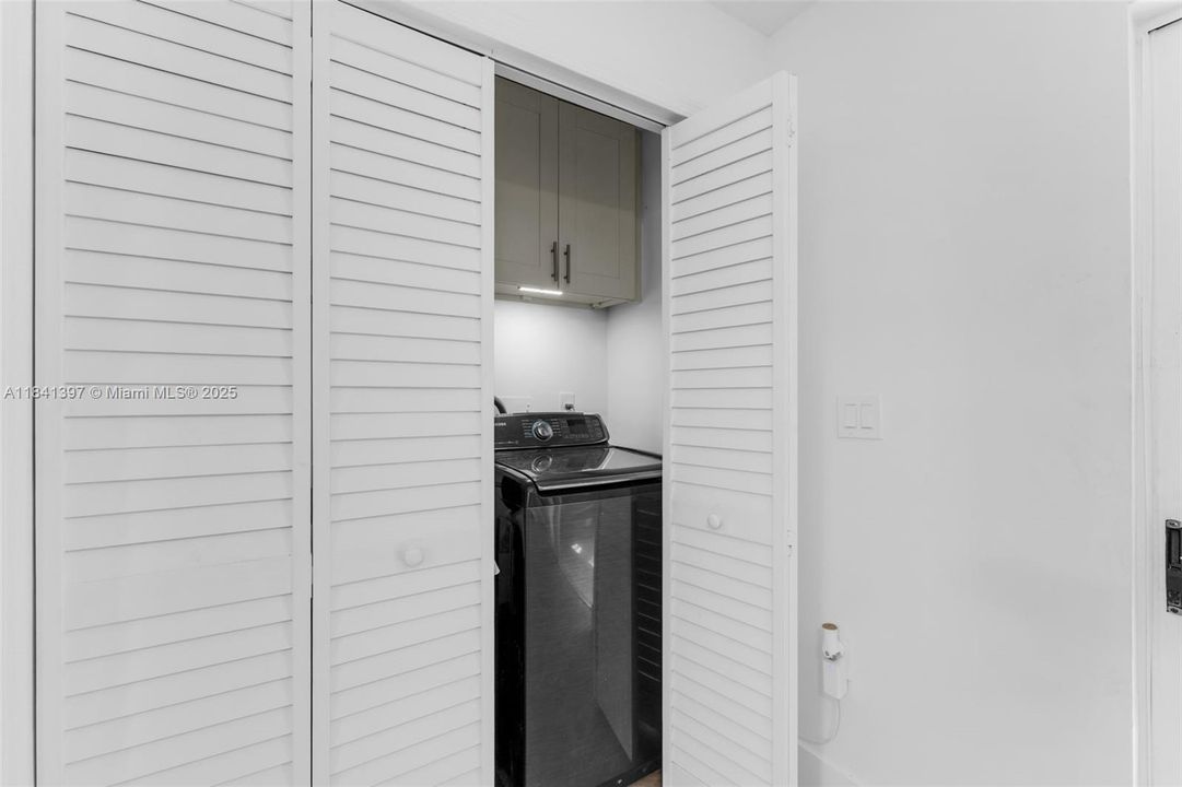 Недавно продано: $430,000 (2 спален, 2 ванн, 1280 Квадратных фут)