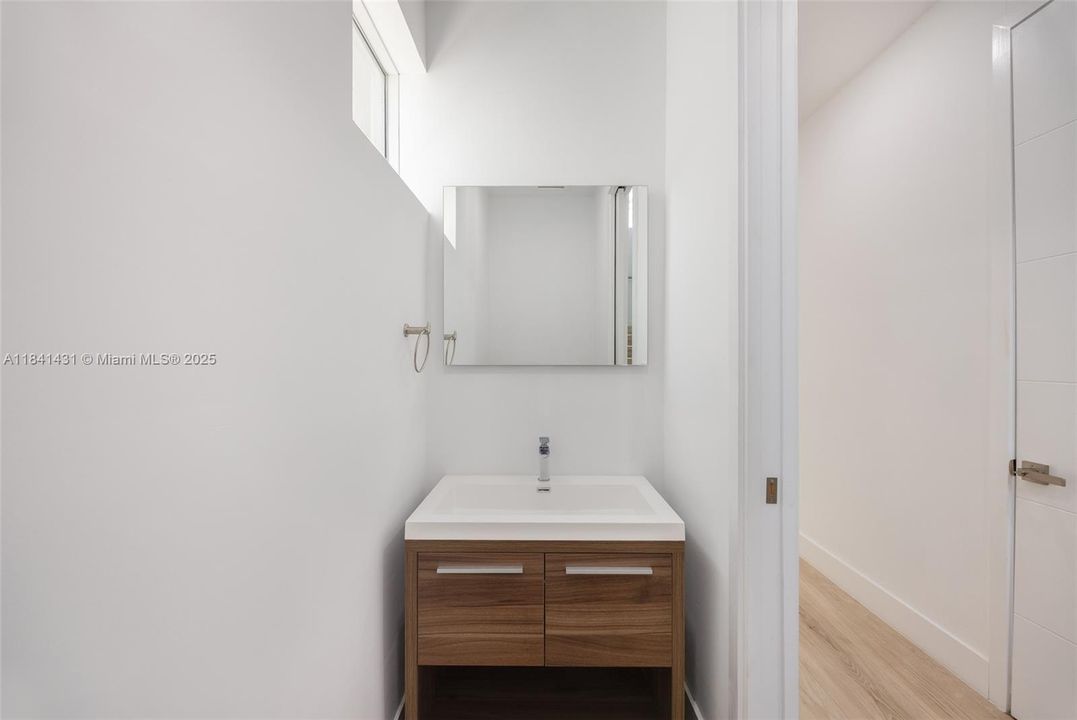 En Venta: $1,575,000 (3 camas, 3 baños, 2574 Pies cuadrados)