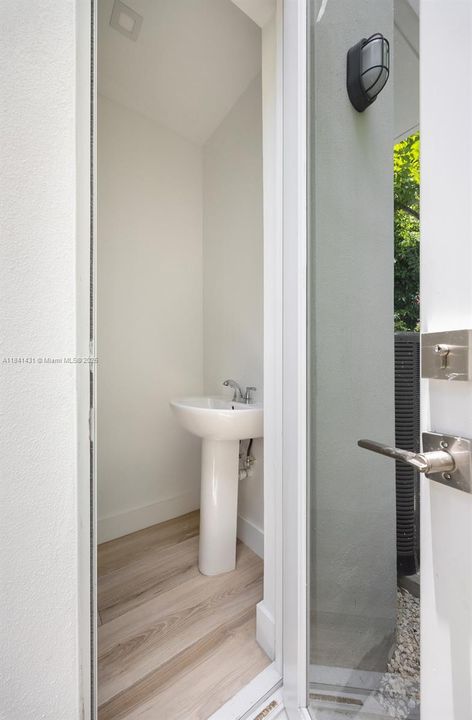 En Venta: $1,575,000 (3 camas, 3 baños, 2574 Pies cuadrados)