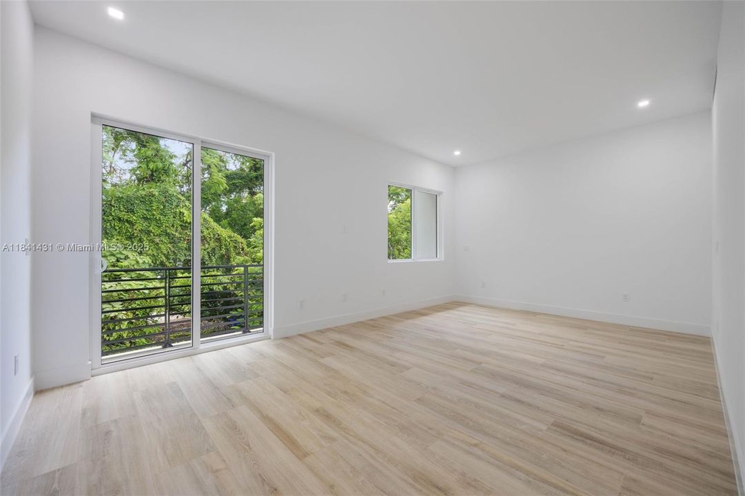 En Venta: $1,575,000 (3 camas, 3 baños, 2574 Pies cuadrados)