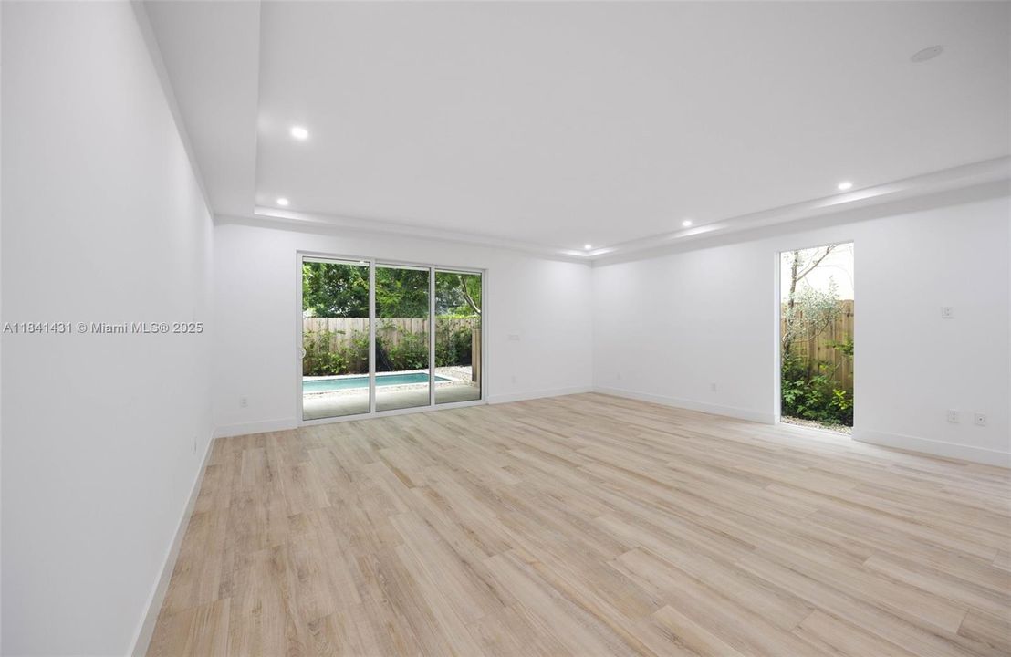 En Venta: $1,575,000 (3 camas, 3 baños, 2574 Pies cuadrados)