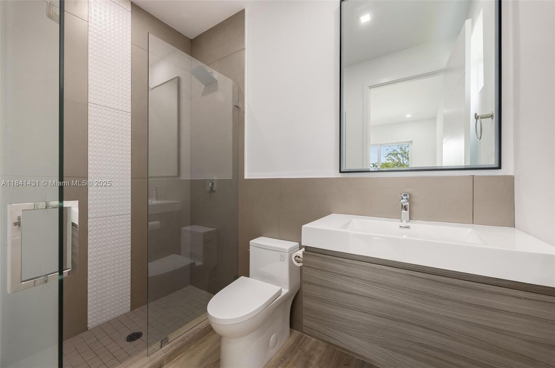 En Venta: $1,575,000 (3 camas, 3 baños, 2574 Pies cuadrados)