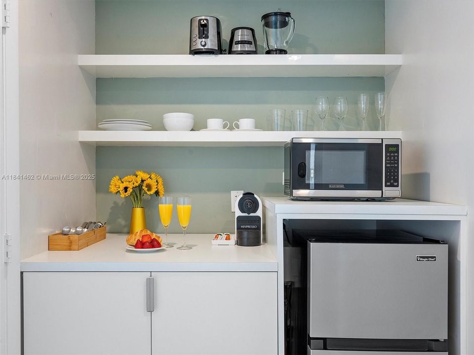 Недавно продано: $699,000 (1 спален, 2 ванн, 767 Квадратных фут)