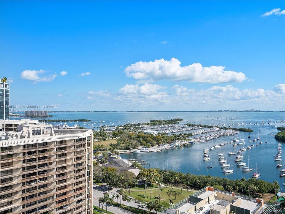 Недавно продано: $699,000 (1 спален, 2 ванн, 767 Квадратных фут)