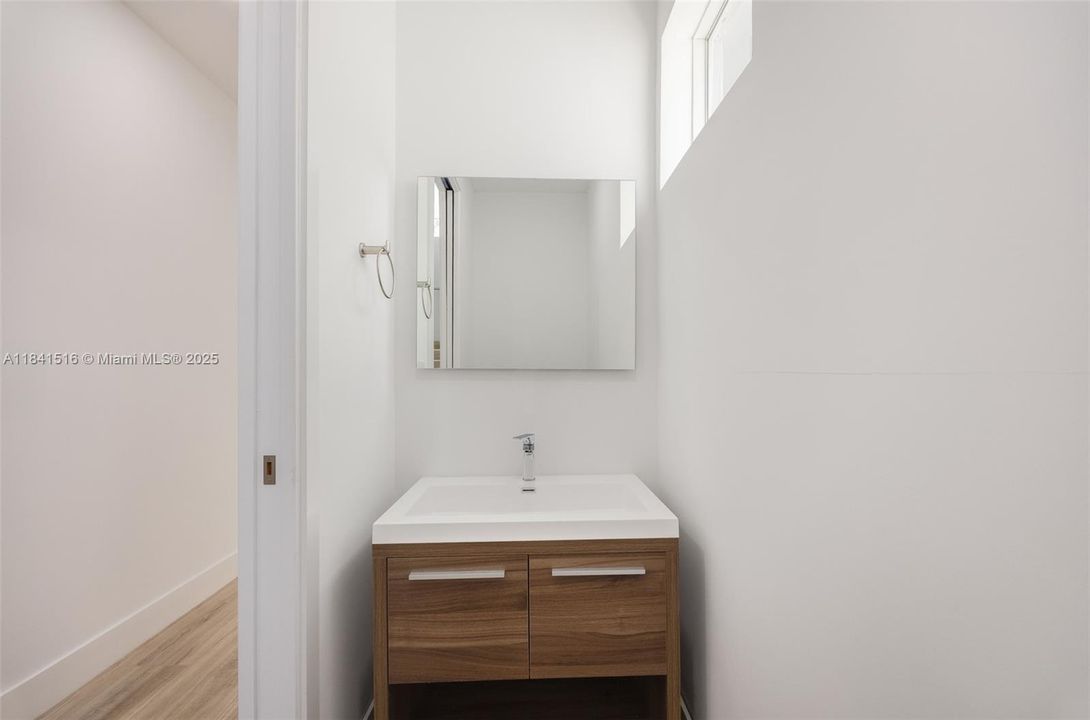 待售: $1,575,000 (3 贝兹, 3 浴室, 2574 平方英尺)