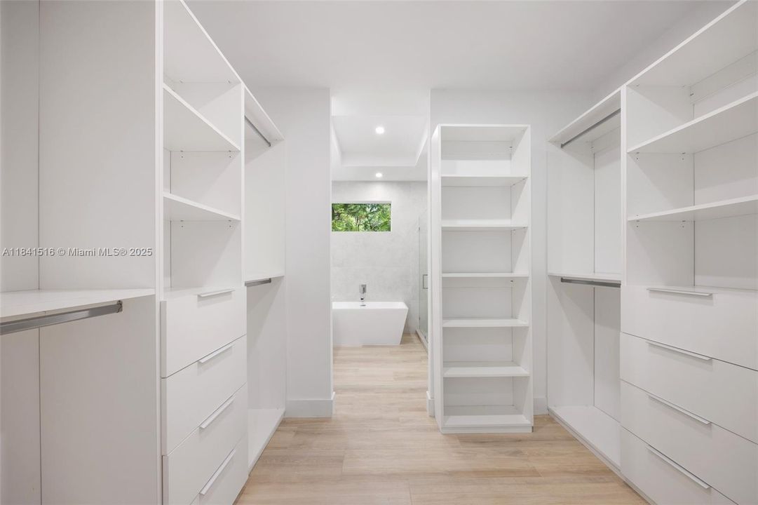 待售: $1,575,000 (3 贝兹, 3 浴室, 2574 平方英尺)