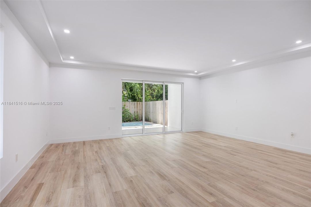 待售: $1,575,000 (3 贝兹, 3 浴室, 2574 平方英尺)