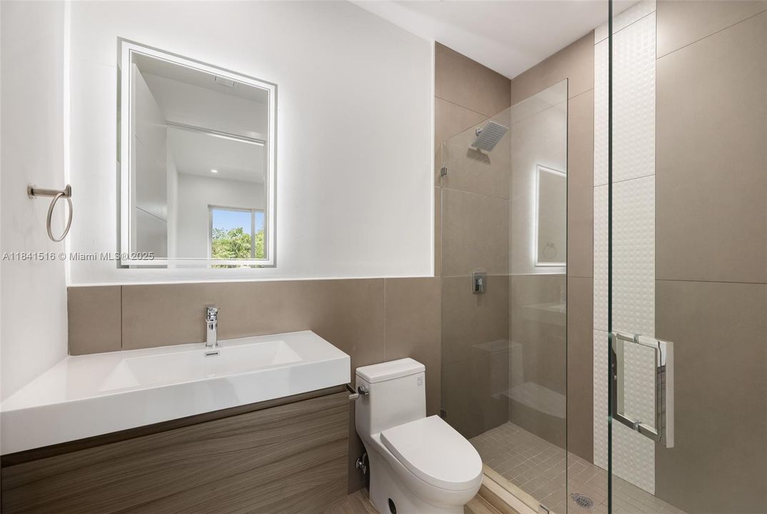 待售: $1,575,000 (3 贝兹, 3 浴室, 2574 平方英尺)