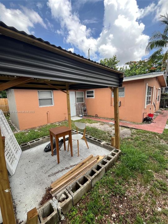 Active With Contract: $585,000 (0 beds, 0 baths, 1948 Square Feet)