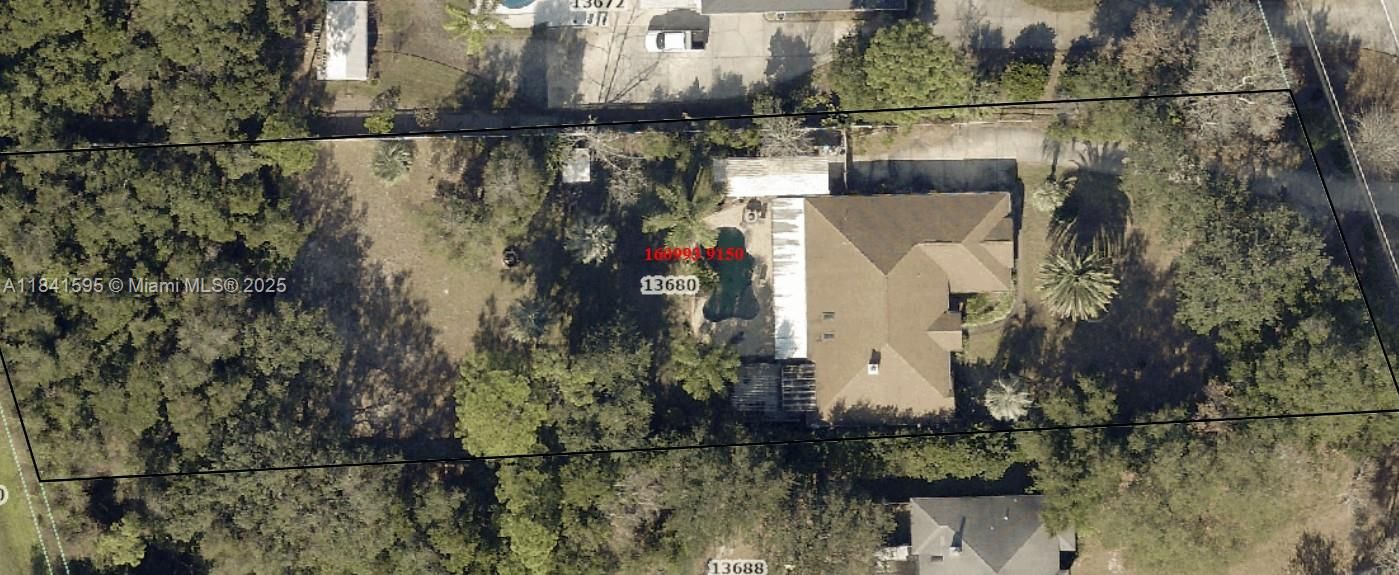 最近售出: $675,000 (4 贝兹, 2 浴室, 2385 平方英尺)