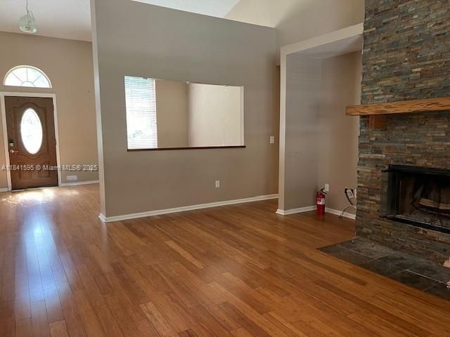 最近售出: $675,000 (4 贝兹, 2 浴室, 2385 平方英尺)