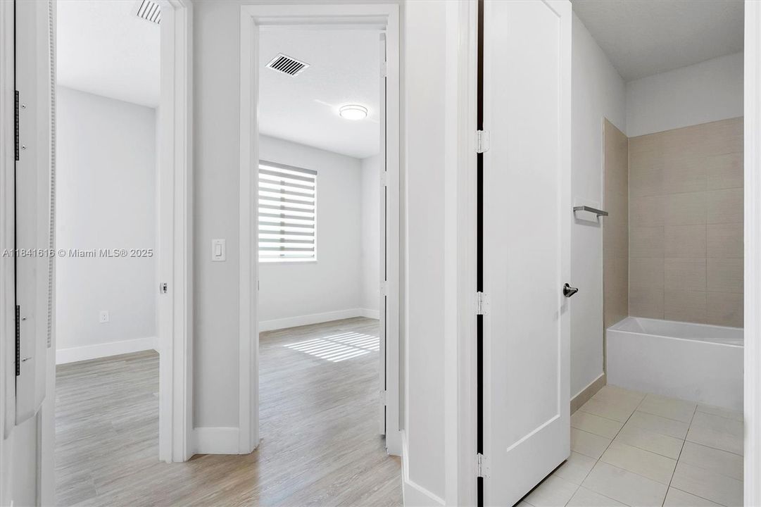 待售: $669,900 (3 贝兹, 2 浴室, 1628 平方英尺)