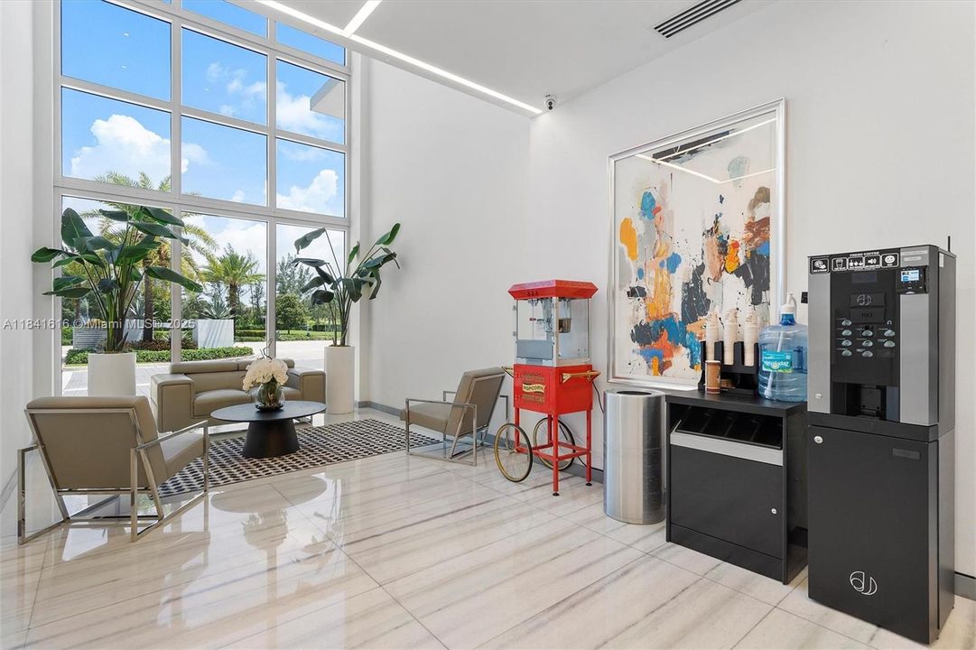 待售: $669,900 (3 贝兹, 2 浴室, 1628 平方英尺)