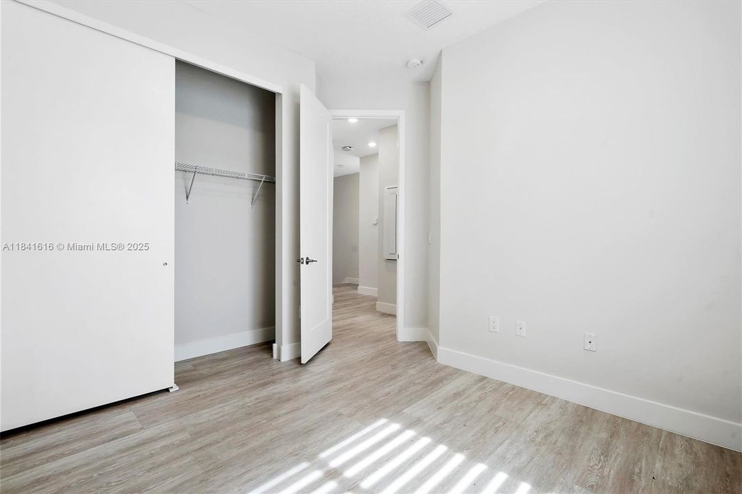 待售: $669,900 (3 贝兹, 2 浴室, 1628 平方英尺)