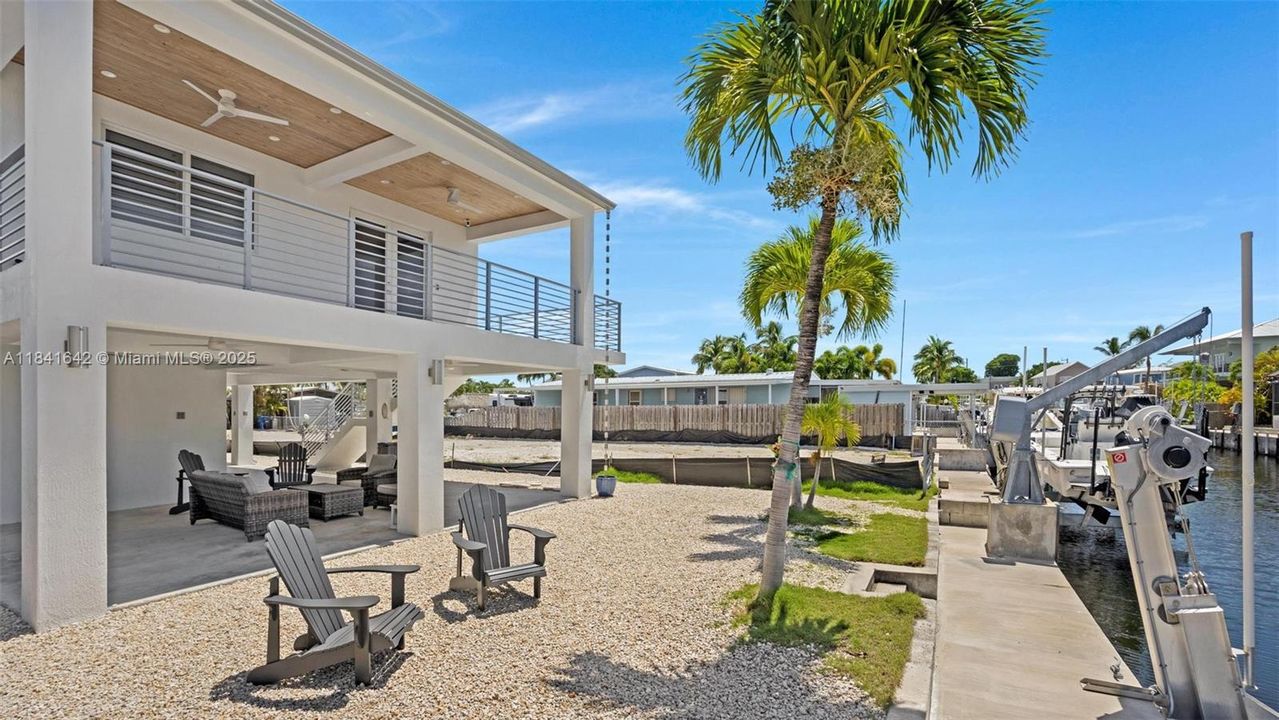 待售: $1,590,000 (3 贝兹, 2 浴室, 1250 平方英尺)