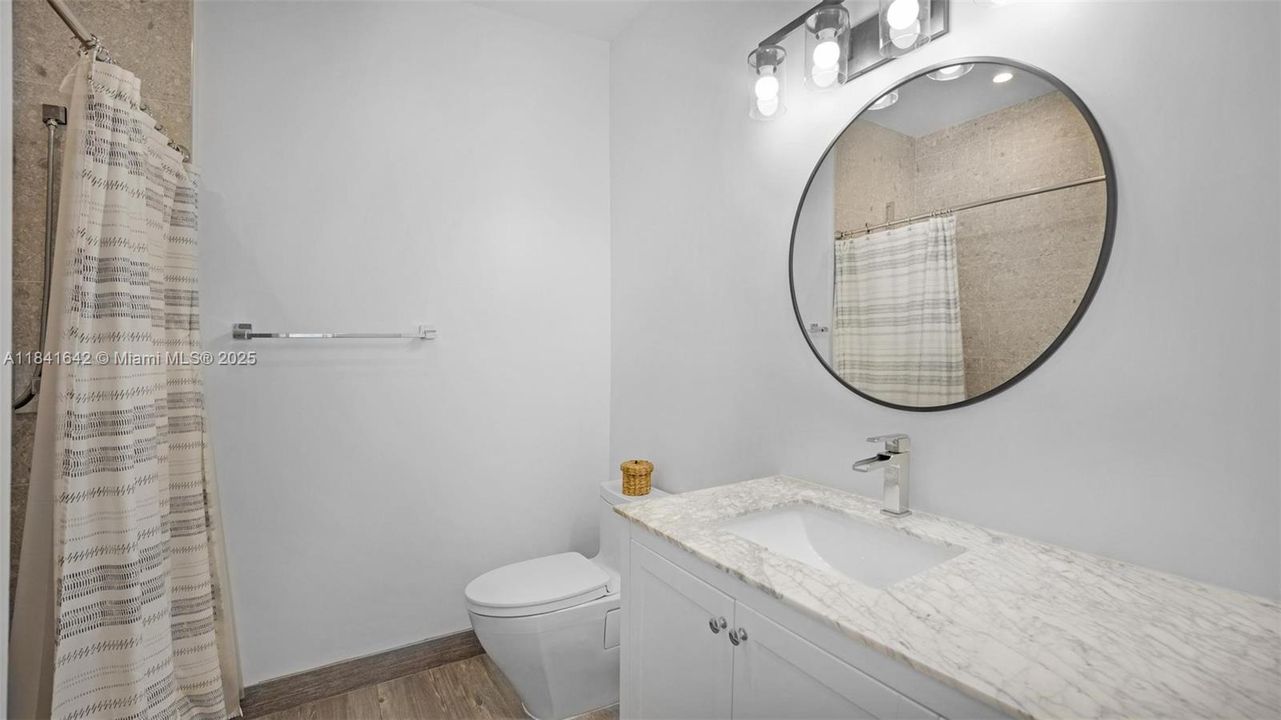 待售: $1,590,000 (3 贝兹, 2 浴室, 1250 平方英尺)