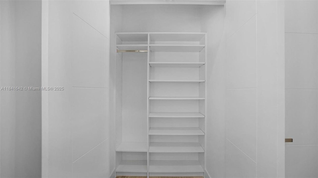 待售: $1,590,000 (3 贝兹, 2 浴室, 1250 平方英尺)