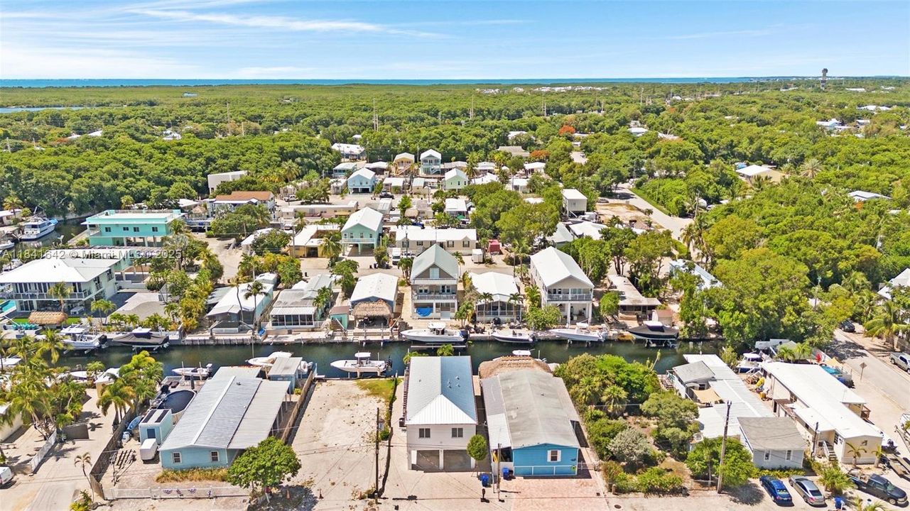 待售: $1,590,000 (3 贝兹, 2 浴室, 1250 平方英尺)