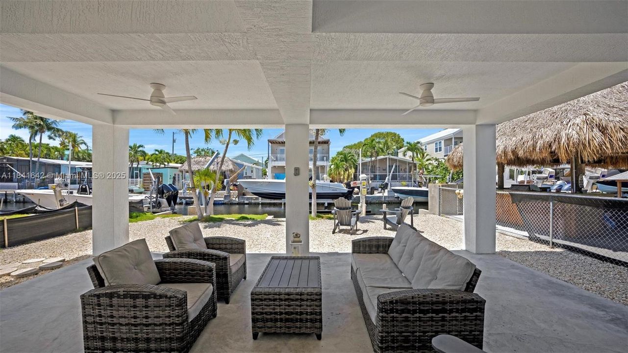 待售: $1,590,000 (3 贝兹, 2 浴室, 1250 平方英尺)