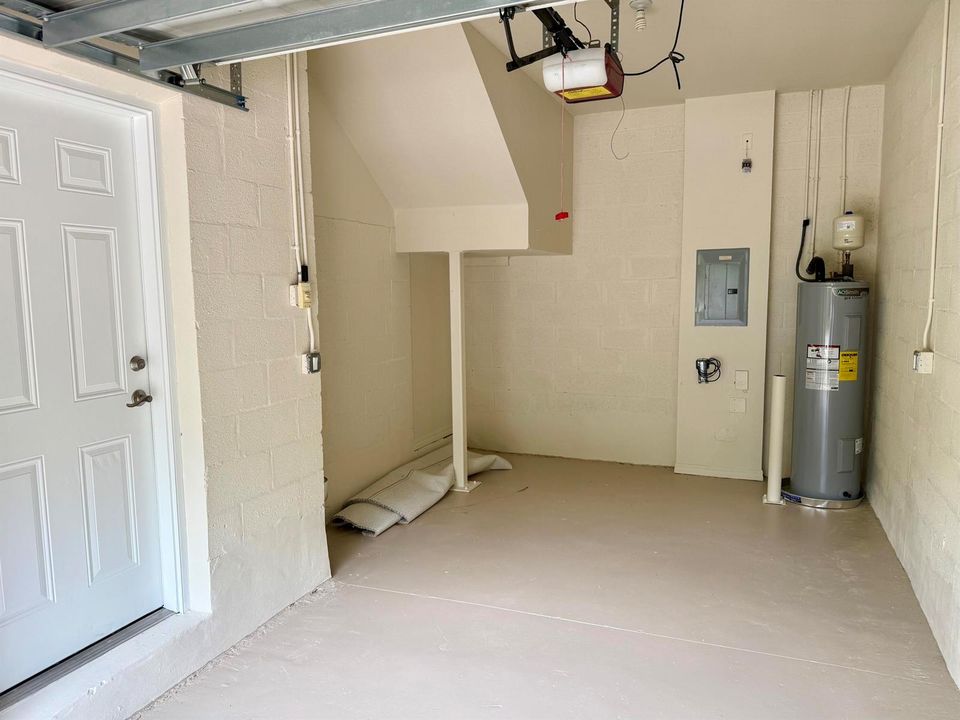 3051 Unit 202