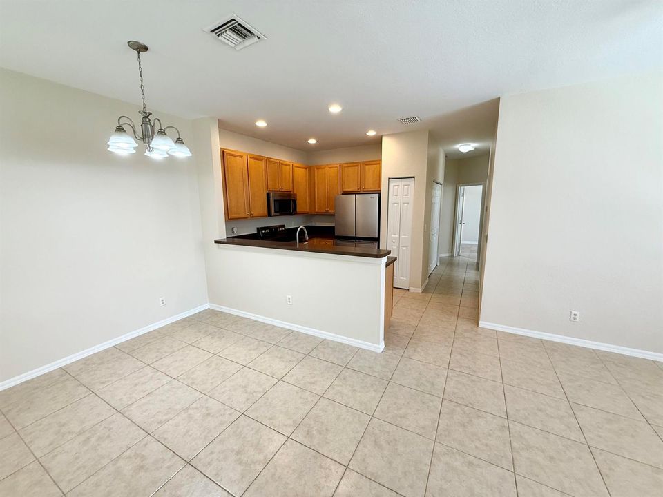 3051 Unit 202
