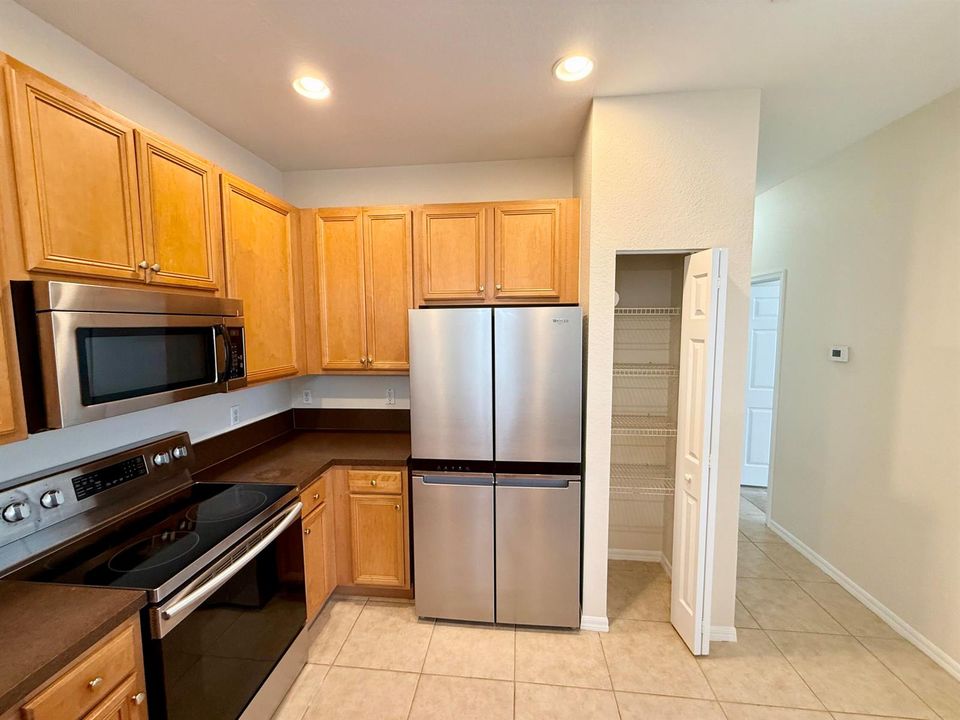 3051 Unit 202