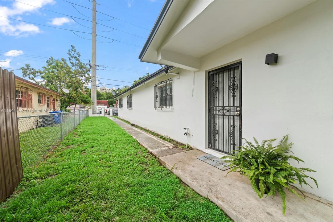 Recently Sold: $648,000 (0 beds, 0 baths, 1690 Square Feet)