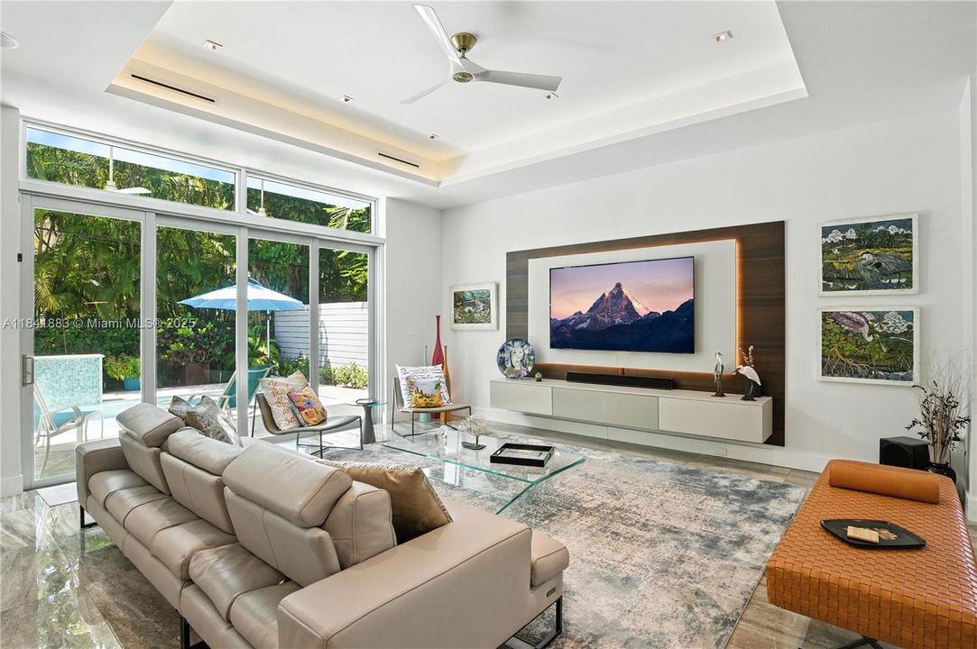 Active With Contract: $3,795,000 (4 beds, 3 baths, 3751 Square Feet)