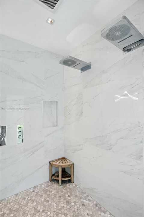 Active With Contract: $3,795,000 (4 beds, 3 baths, 3751 Square Feet)